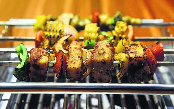 Barbeque near Dhom Dam, Wai Nakshatra Resort